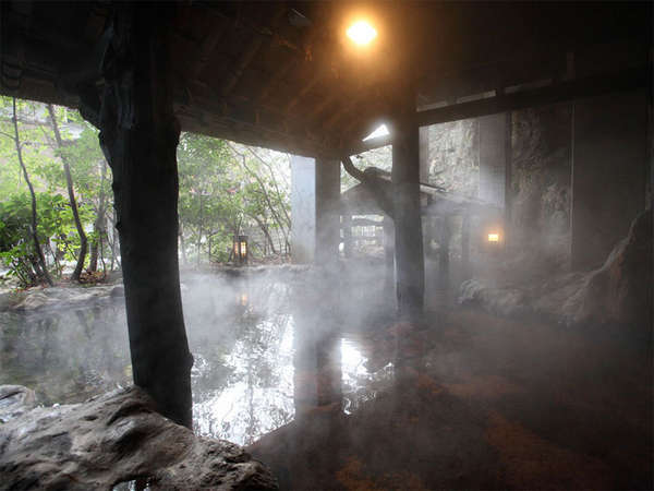 Open-air bath